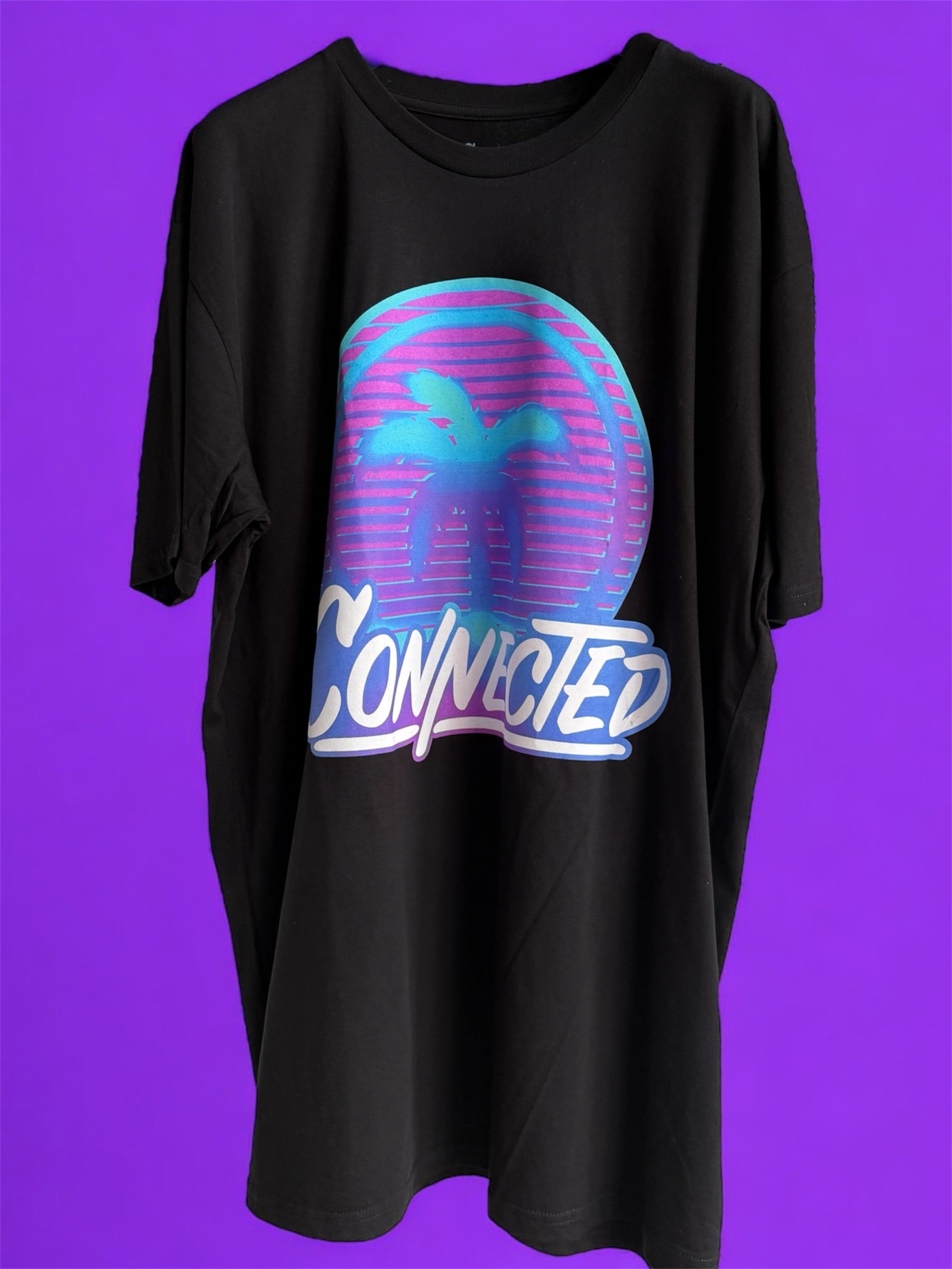 Détail motif du t-shirt Connected Noir